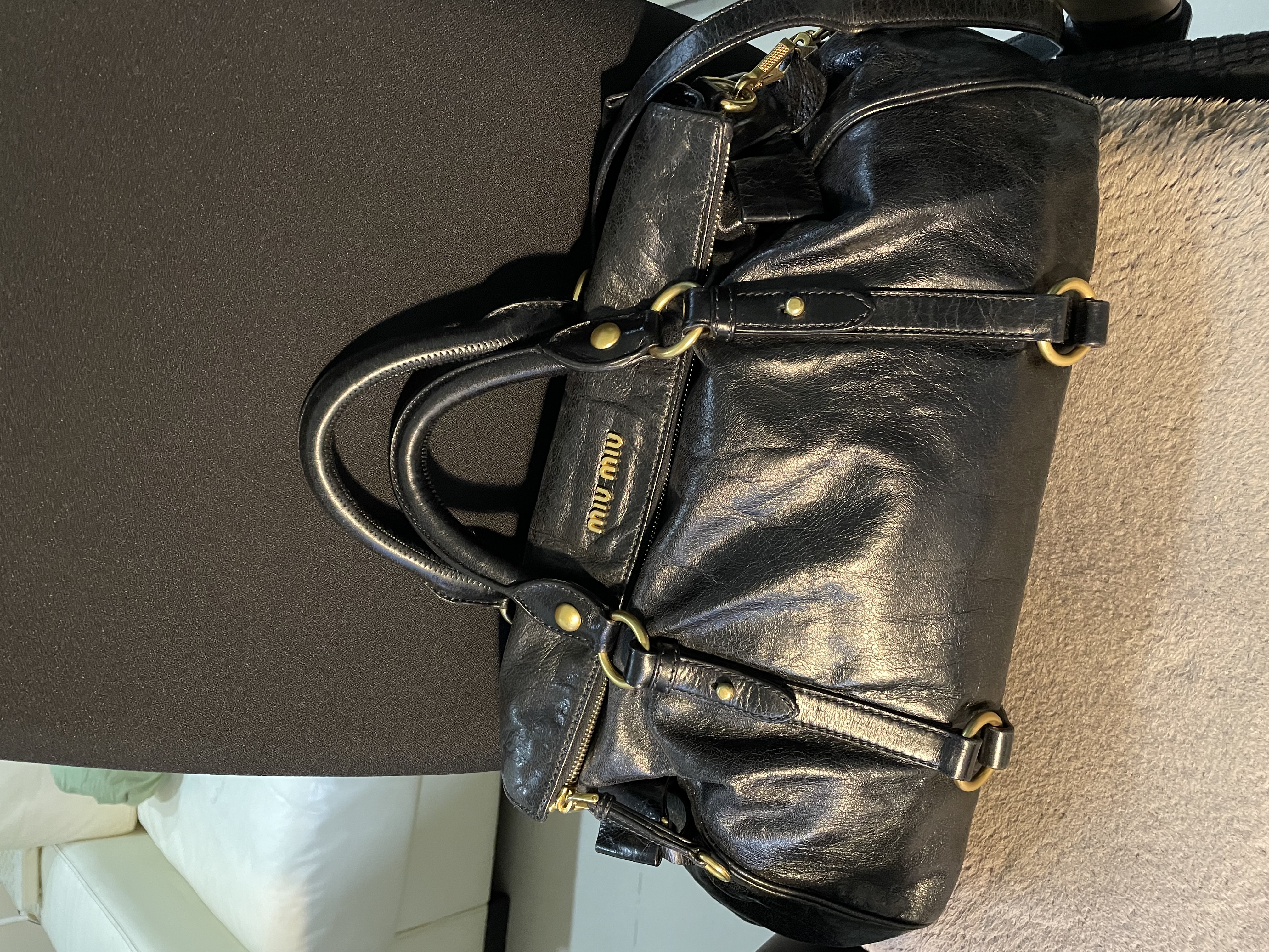 Miu Miu Black Vitello Lux Handbag - RE.LOVED - Sustainable