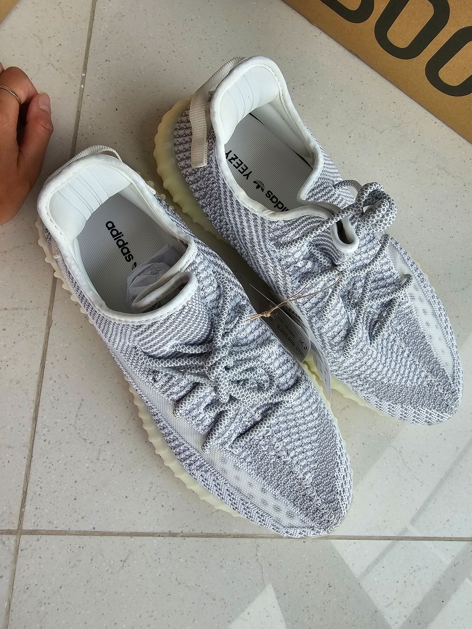 Adidas Yeezy Boost 350 V2 Static Sneakers RE.LOVED Sustainable Fashion Buy Sell Relove your dressing