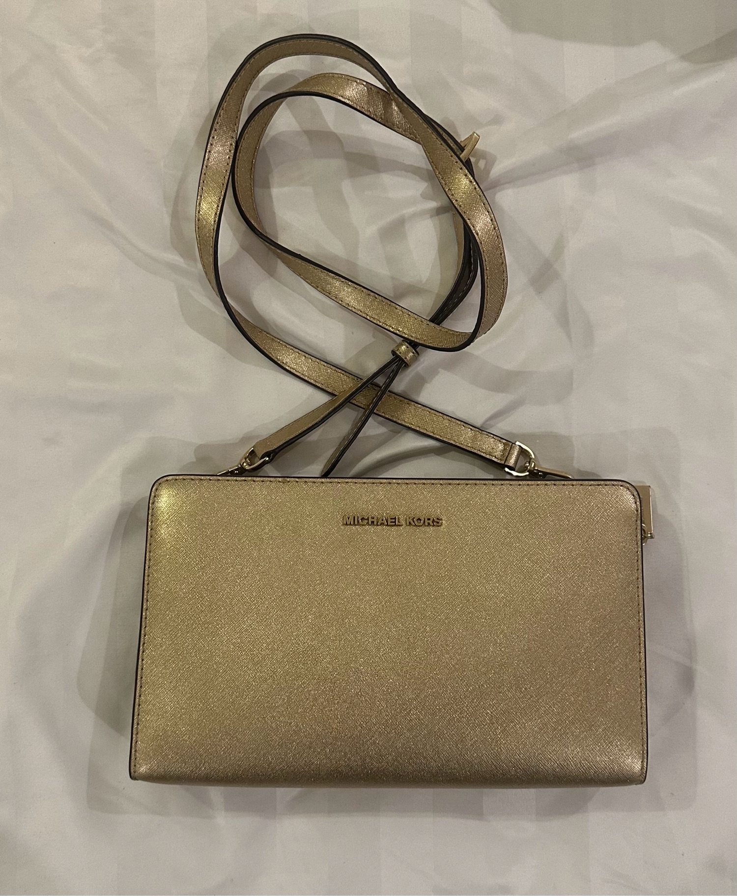 Michael kors gold crossbody purse best sale