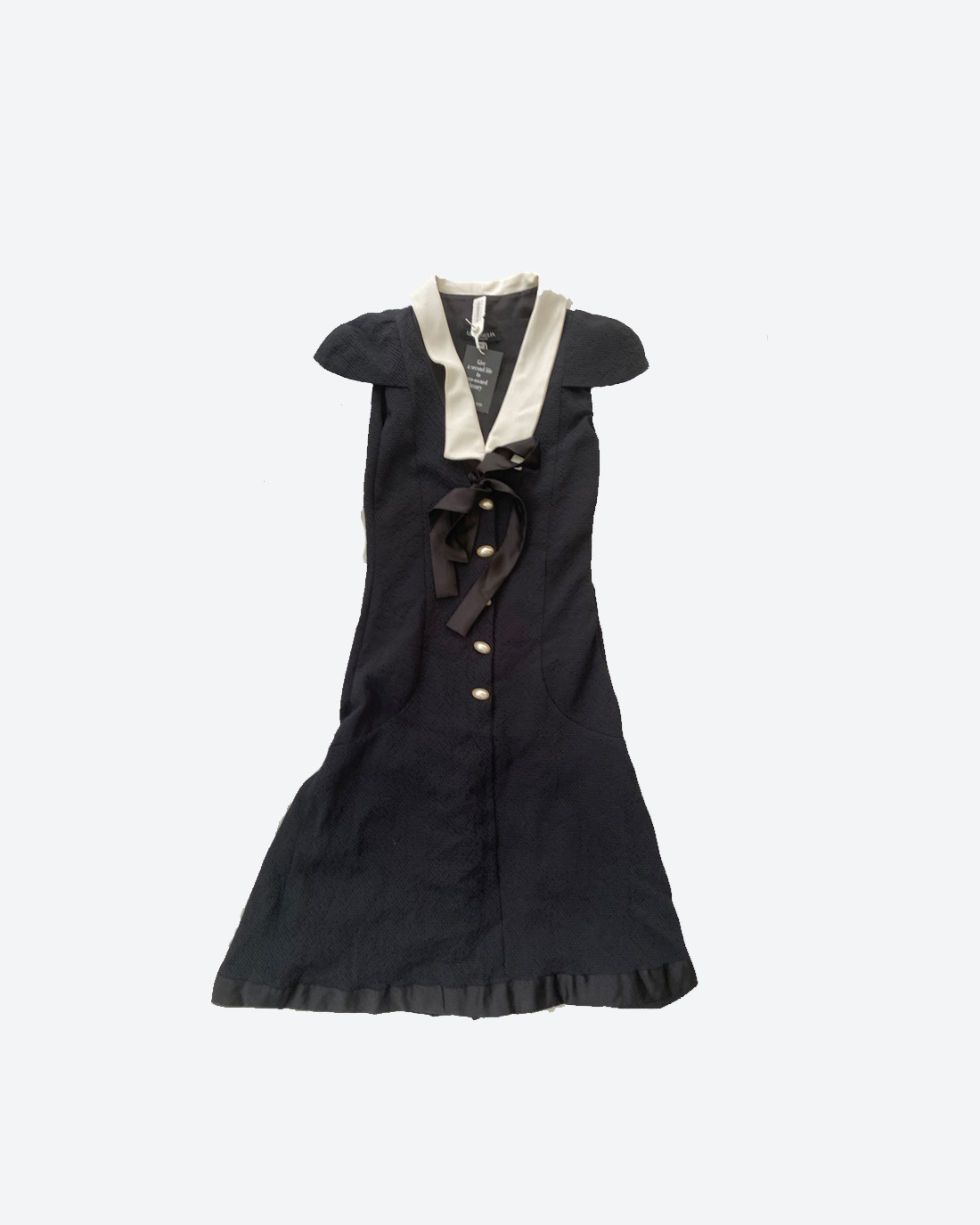 RE LOVED Sustainable Fashion Buy Sell Relove Your Dressing