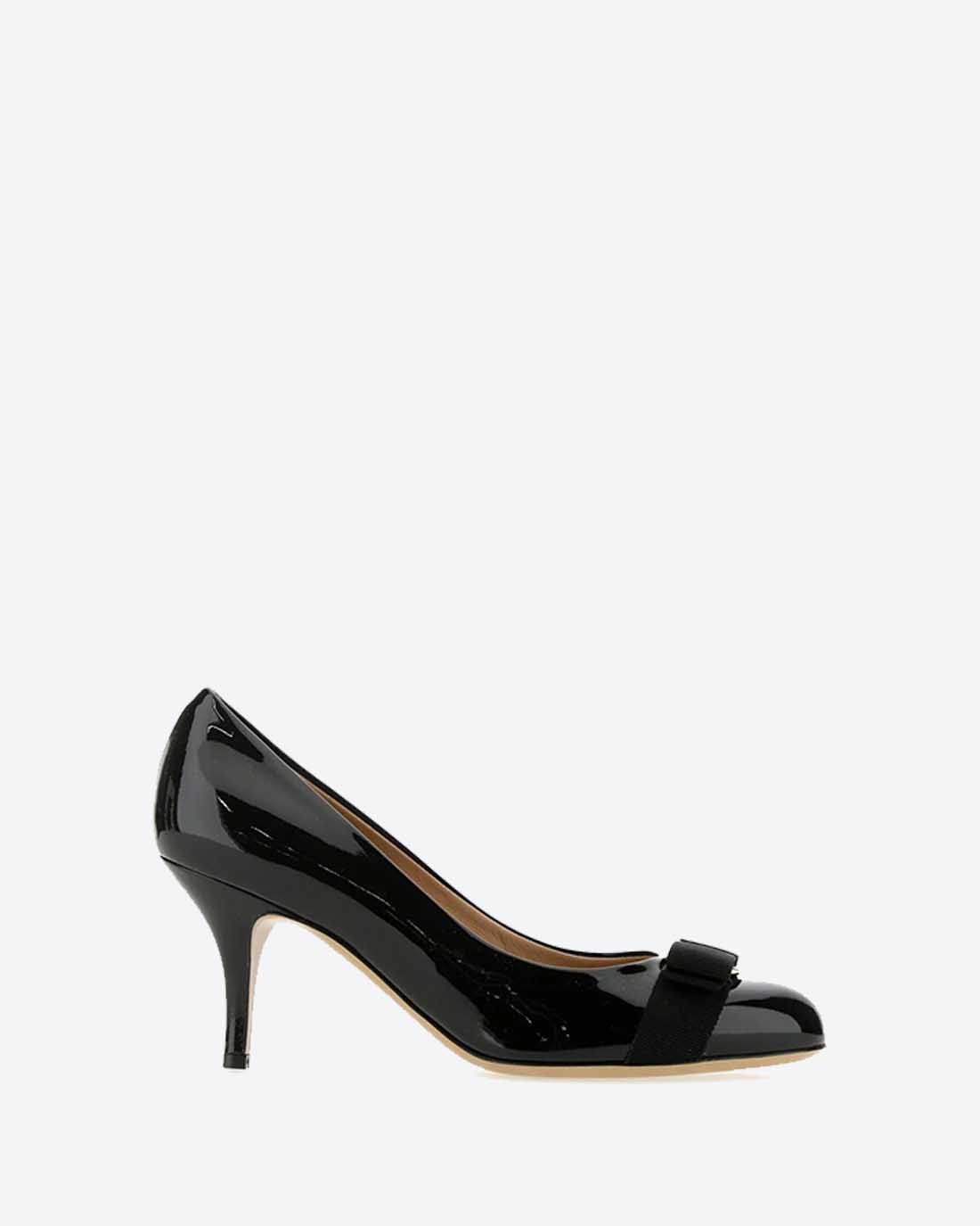 ferragamo carla