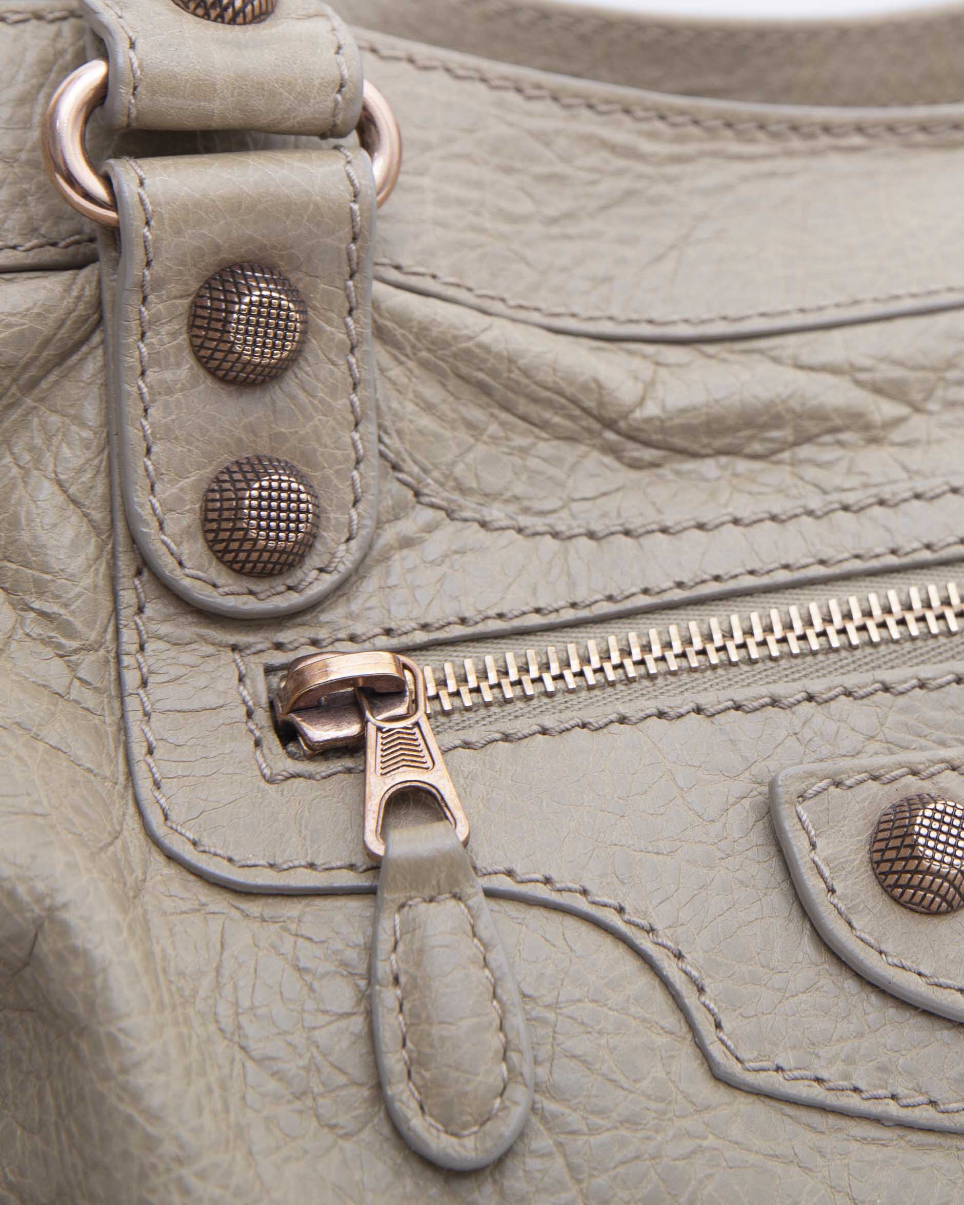 Balenciaga City medium handbag in beige leather - RE.LOVED Balenciaga City medium handbag in beige leather - RE.LOVED